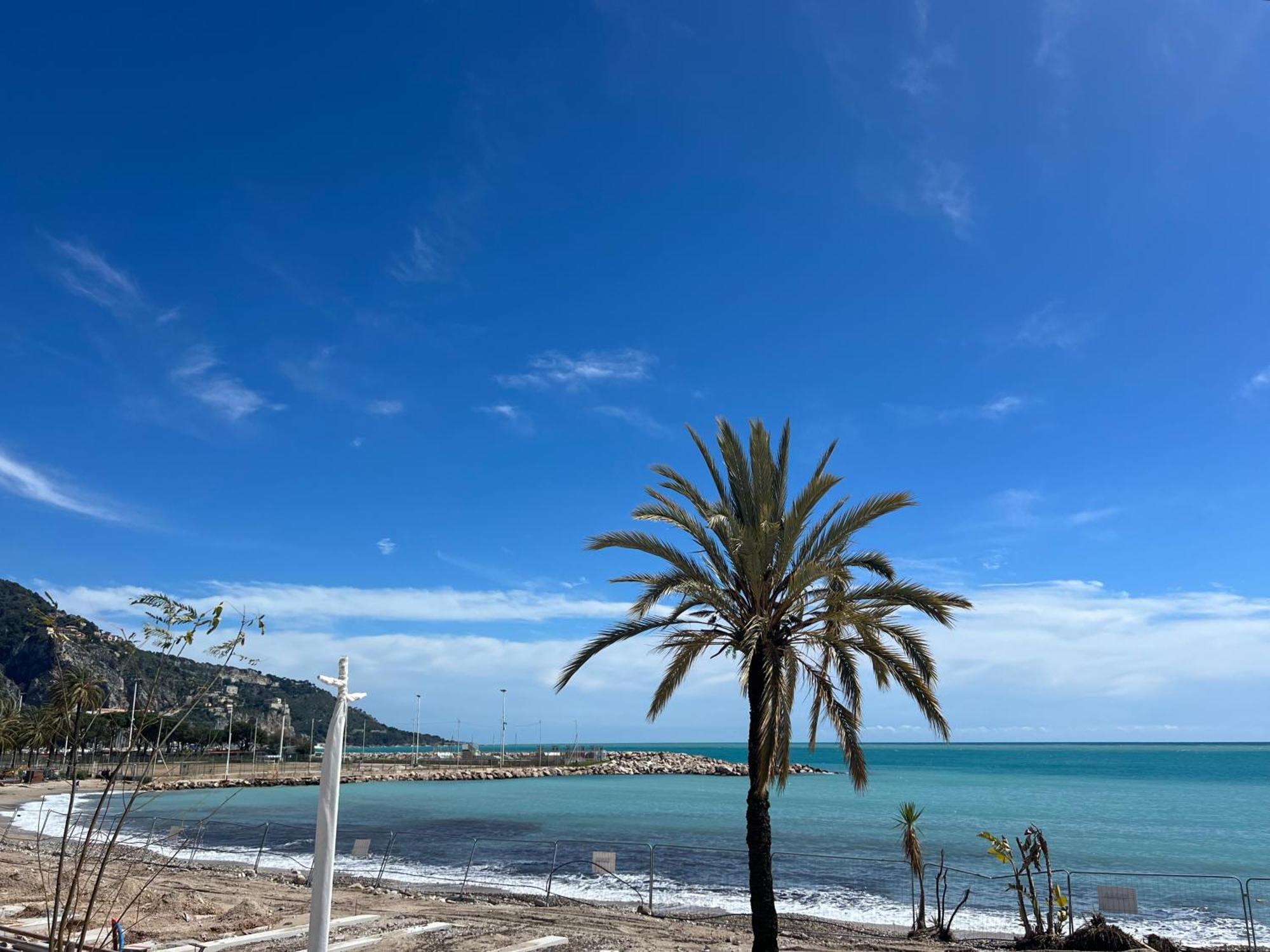 Residence Mona Lisa Bord De Mer Menton Exteriér fotografie